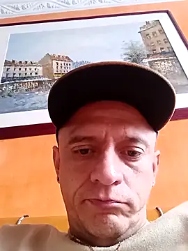 leon8013A online show from 11, 11, 2025