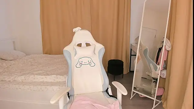 mayyacozyy online show from 17, 2, 2026