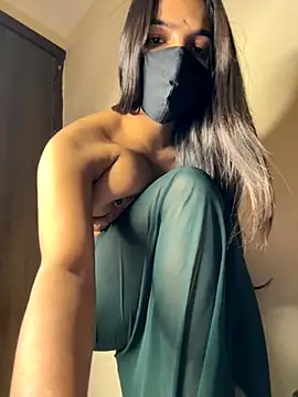 Snapshot of Cute-Sakhi chatting on 9, 9, 2025 Cute-Sakhi online show from 9, 9, 2025