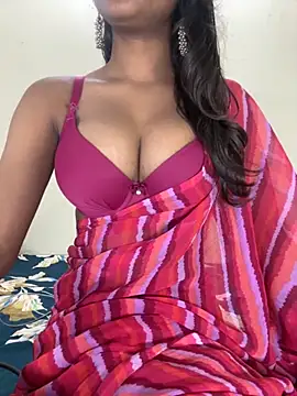 Snapshot of ruchika_ chatting on 6, 11, 2025 ruchika online show from 6, 11, 2025