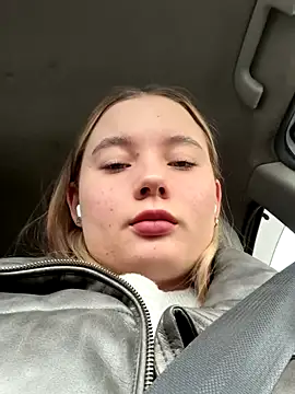 StephanieMur online show from 13, 11, 2025