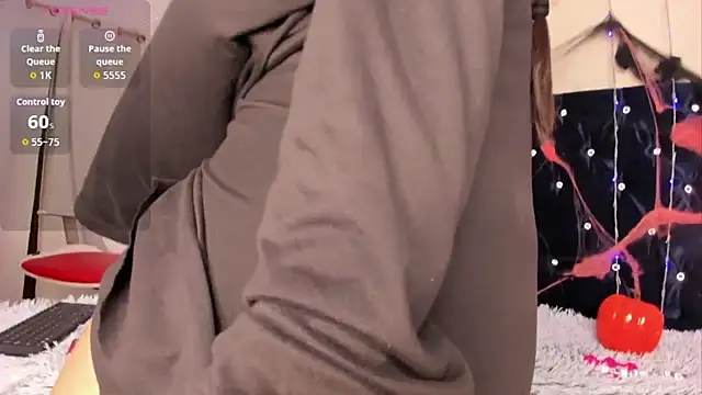 Snapshot of Dana-Alabi chatting on 1, 11, 2025 Dana-Alabi online show from 1, 11, 2025