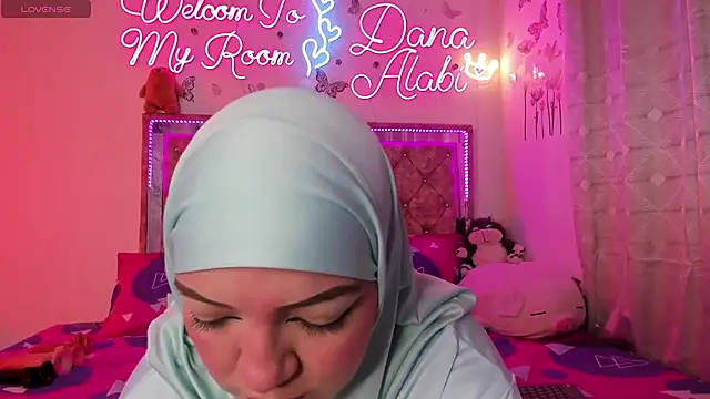 Snapshot of Dana-Alabi chatting on 23, 2, 2026 Dana-Alabi online show from 23, 2, 2026