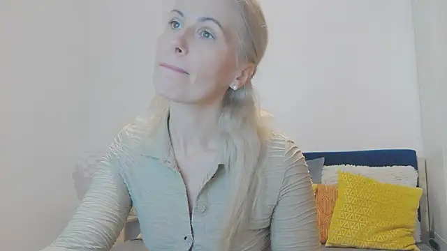 Snapshot of Lika_Soul chatting on 14, 10, 2025 Lika Soul online show from 14, 10, 2025