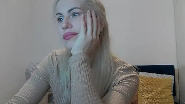 Snapshot of Lika_Soul chatting on 23, 11, 2025 Lika Soul online show from 23, 11, 2025