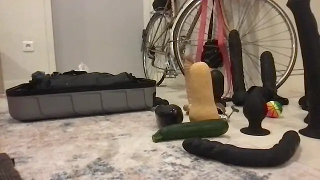 Snapshot of Zaak91190 chatting on 5, 11, 2025 Zaak91190 online show from 5, 11, 2025