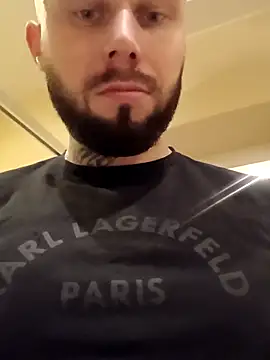 Snapshot of Barber33zk chatting on 13, 11, 2025 Barber33zk online show from 13, 11, 2025