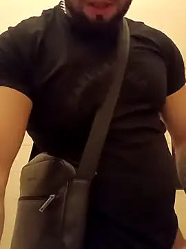 Snapshot of Barber33zk chatting on 26, 11, 2025 Barber33zk online show from 26, 11, 2025