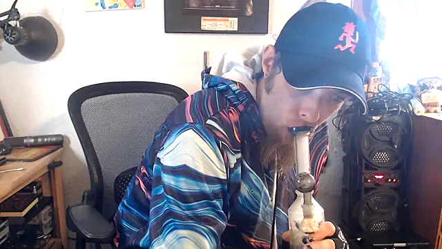 Snapshot of thejuicybacon chatting on 22, 10, 2025 thejuicybacon online show from 22, 10, 2025