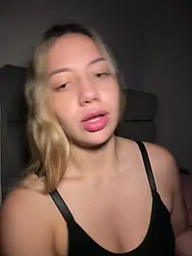 MissCat  online show from 14, 12, 2025