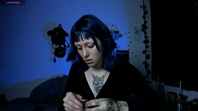 kattusauruss online show from 8, 11, 2025