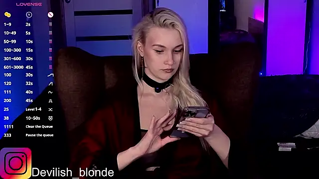 HitchcocianBlonde online show from 19, 2, 2026