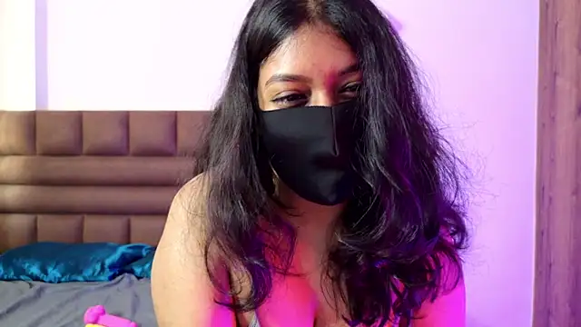 Gulaboo100 online show from 13, 11, 2025