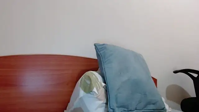 jollene online show from 4, 4, 2026