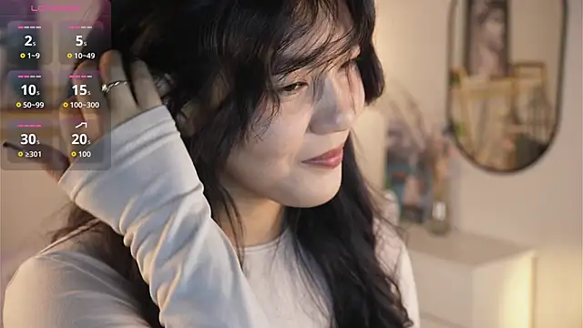 MoiraEger online show from 17, 9, 2025