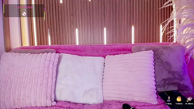 MylaDreams online show from 7, 11, 2025