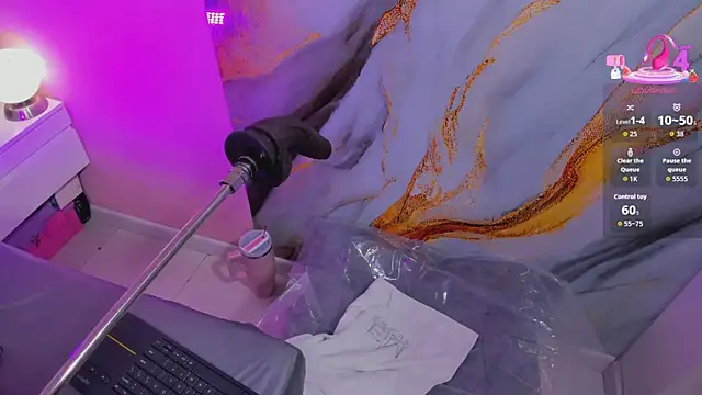 hinata dolly online show from 16, 4, 2026