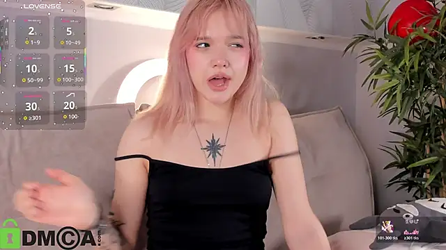 Molly Platt online show from 20, 2, 2026