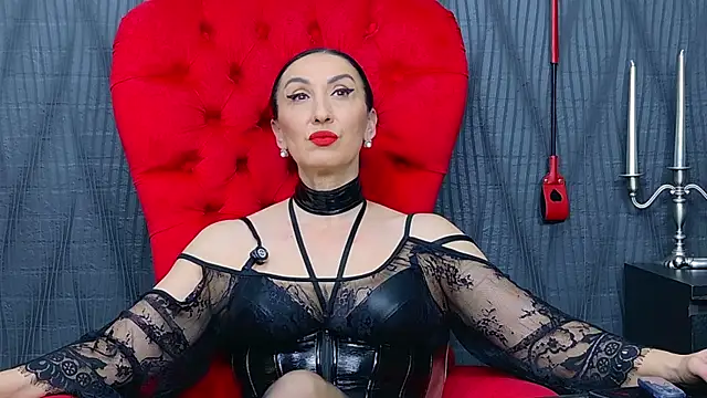 Snapshot of MistressDora chatting on 5, 5, 2026 MistressDora online show from 5, 5, 2026