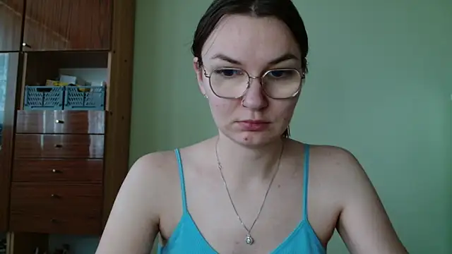 Snapshot of LooveELLYx chatting on 24, 10, 2025 LooveELLYx online show from 24, 10, 2025