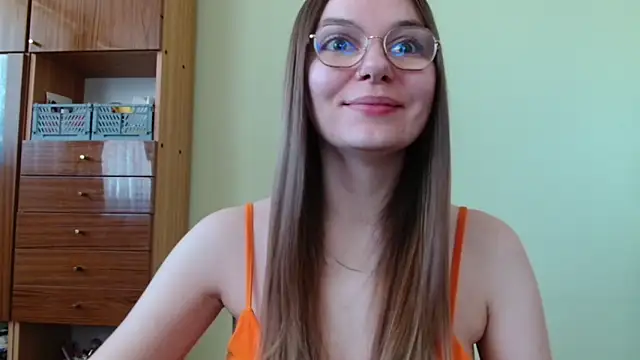 LooveELLYx online show from 28, 5, 2026