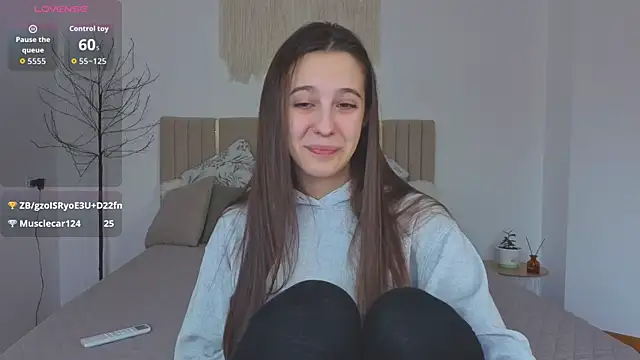 Snapshot of Little_cherryy__ chatting on 27, 11, 2025 Little cherryy online show from 27, 11, 2025