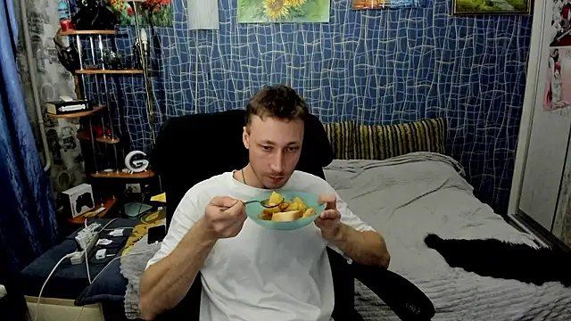 CuteBoy228 online show from 16, 3, 2026