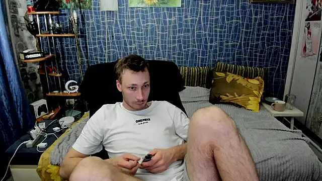 CuteBoy228 online show from 18, 3, 2026