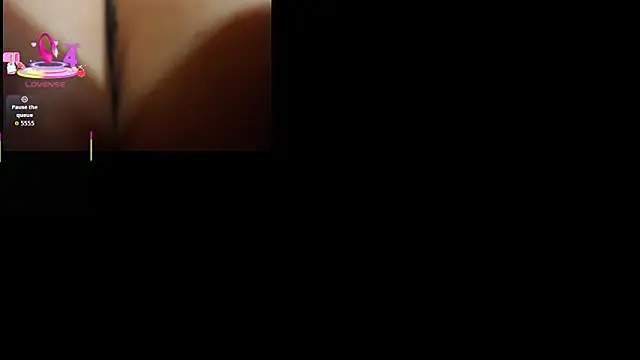 Snapshot of lissa_jhonsoon chatting on 12, 10, 2025 lissa jhonsoon online show from 12, 10, 2025