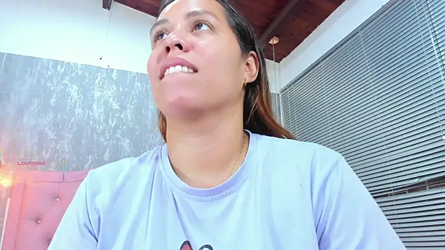 Snapshot of lissa_jhonsoon chatting on 29, 11, 2025 lissa jhonsoon online show from 29, 11, 2025