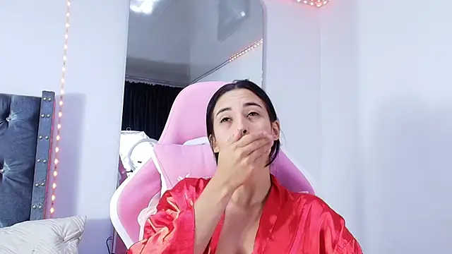 GraceWallace  online show from 26, 3, 2026