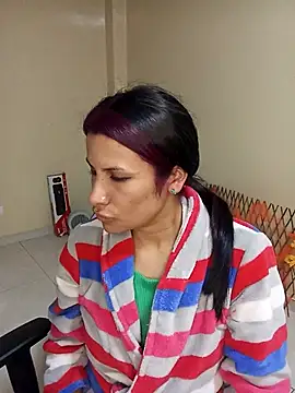 karinnahotdirty online show from 6, 11, 2025