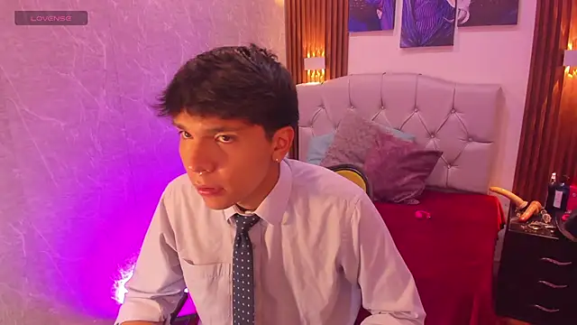 Thiago Kozak online show from 25, 10, 2025