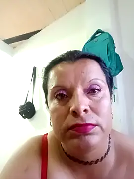 Snapshot of Hanna_Kieran chatting on 16, 10, 2025 Hanna Kieran online show from 16, 10, 2025