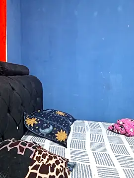 Snapshot of Hanna_Kieran chatting on 30, 11, 2025 Hanna Kieran online show from 30, 11, 2025