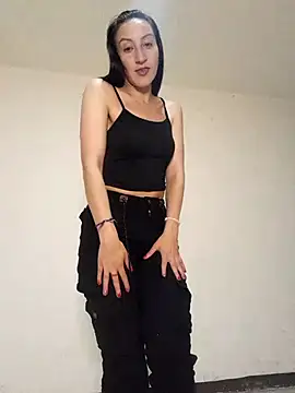 Snapshot of Oriana111 chatting on 6, 10, 2025 Oriana111 online show from 6, 10, 2025