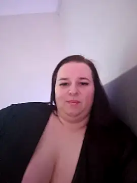 Curvaceouscarla online show from 15, 1, 2026