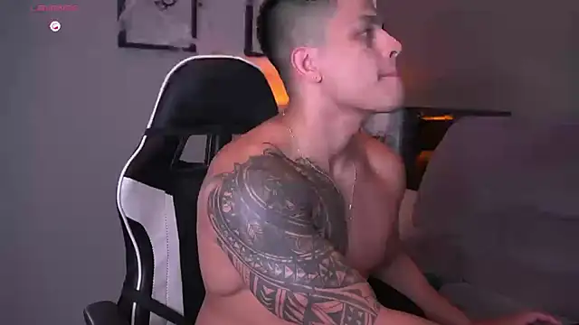 tyler muscle1 online show from 22, 10, 2025