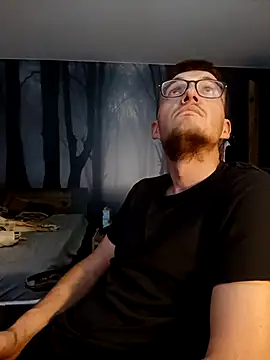 Snapshot of liema3156 chatting on 20, 10, 2025 liema3156 online show from 20, 10, 2025