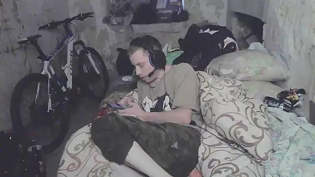 Snapshot of makarov1993 chatting on 22, 9, 2025 makarov1993 online show from 22, 9, 2025