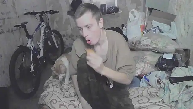 Snapshot of makarov1993 chatting on 5, 10, 2025 makarov1993 online show from 5, 10, 2025