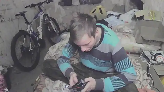 Snapshot of makarov1993 chatting on 15, 10, 2025 makarov1993 online show from 15, 10, 2025