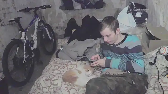 Snapshot of makarov1993 chatting on 23, 10, 2025 makarov1993 online show from 23, 10, 2025