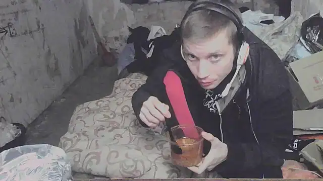 Snapshot of makarov1993 chatting on 1, 11, 2025 makarov1993 online show from 1, 11, 2025