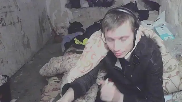 Snapshot of makarov1993 chatting on 9, 11, 2025 makarov1993 online show from 9, 11, 2025