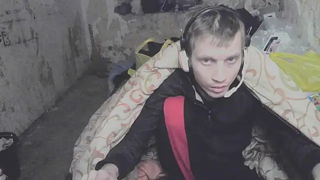 Snapshot of makarov1993 chatting on 10, 11, 2025 makarov1993 online show from 10, 11, 2025