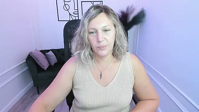 NinaStarle online show from 14, 9, 2025