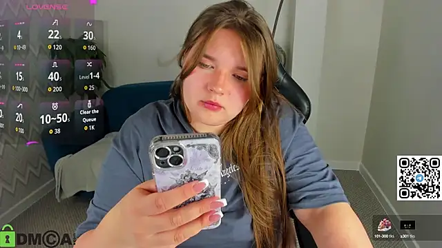 Snapshot of Chloee_White chatting on 27, 9, 2025 Chloee White online show from 27, 9, 2025