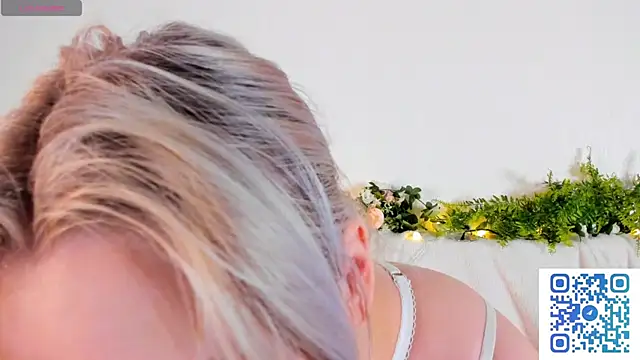 girlllsooft online show from 5, 10, 2025