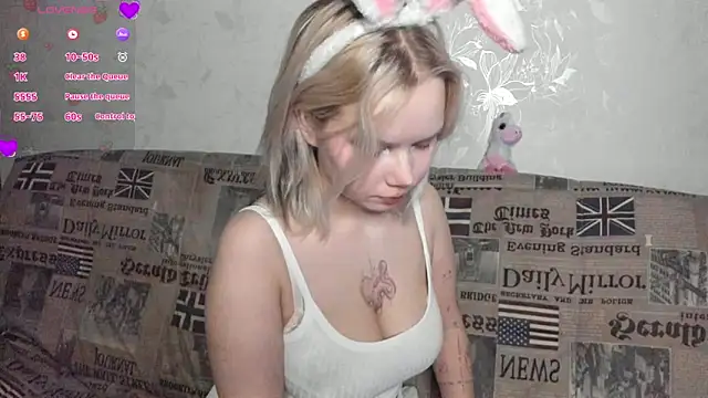 girlllsooft online show from 2, 2, 2026